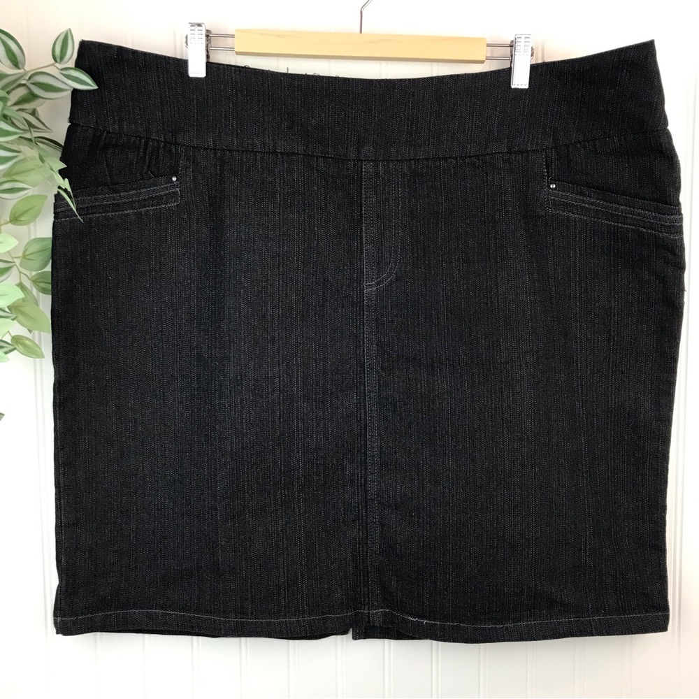 Jessica Jean Skirt Plus Size 22W, Short Skirt, Dark Wash Denim, Black Jeans